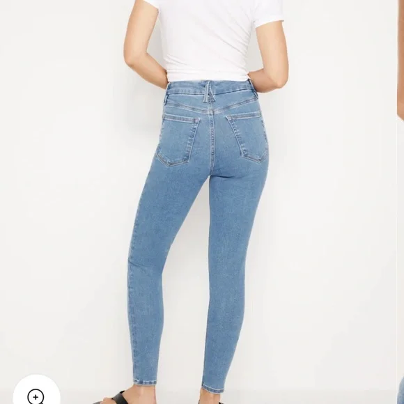 Good American Blue Skinny Jeans - Picture 3 of 8